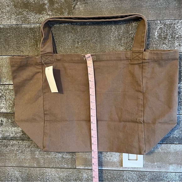 Brandy Melville light brown wide tote bag - Picture 2 of 3